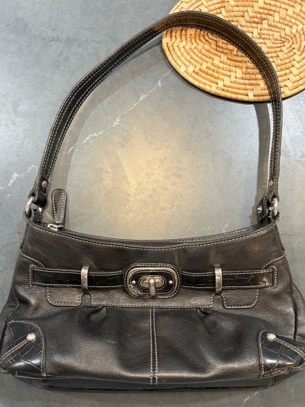 Vintage 2000’s Classic Black Shoulder Bag